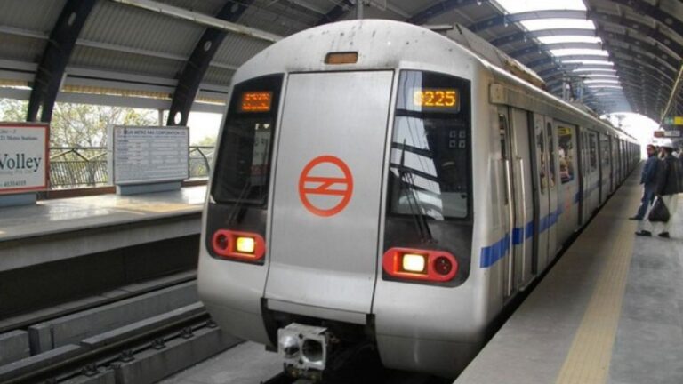 DMRC की अपडेट! 12 नवंबर तक बंद रहेगा लाल किला मेट्रो स्टेशन, CISF ने बढ़ाई चेकिंग