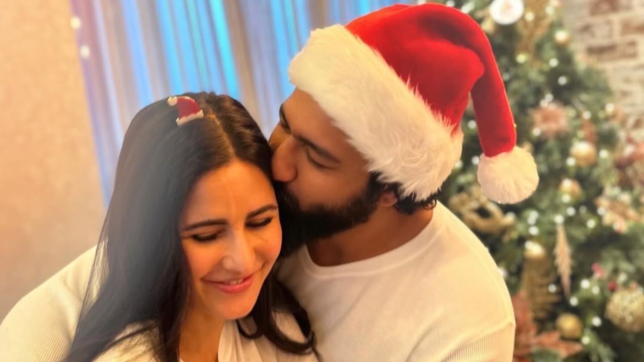 Instagram : vickykaushal09