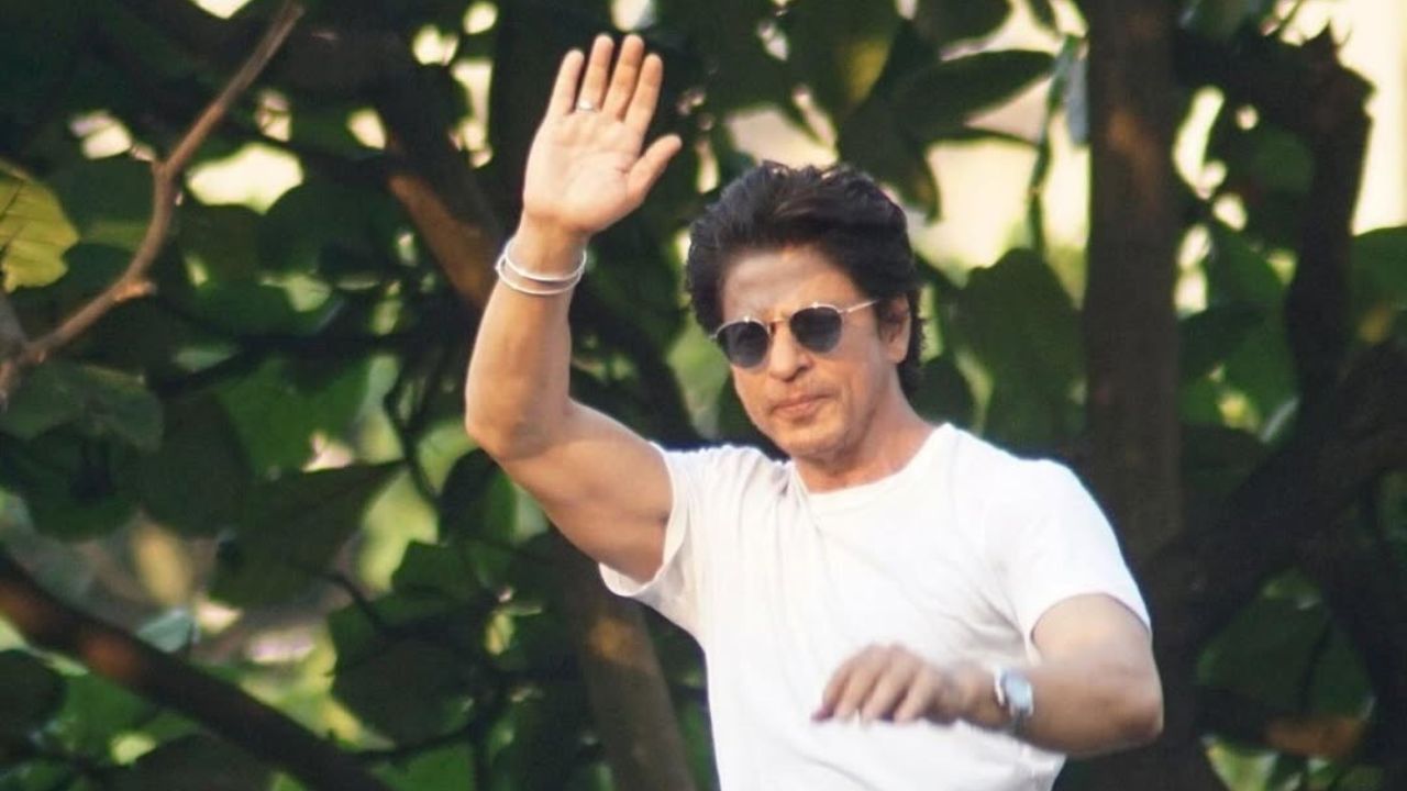 Instagram : kingkhandiaries